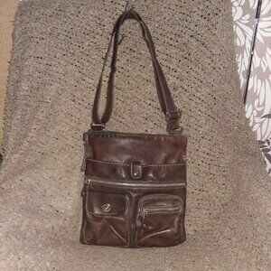 ROOTS-Venetian Village Prince-Crossbody-Chocolate Brown Tribe Leather-Excellent